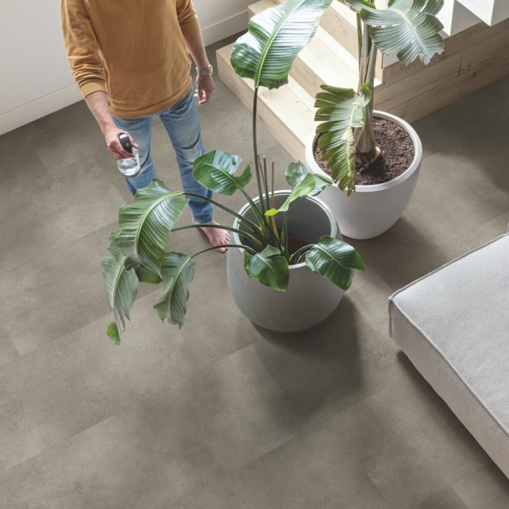 QUICK STEP ILLUME Beton oblačný AVMTU40273